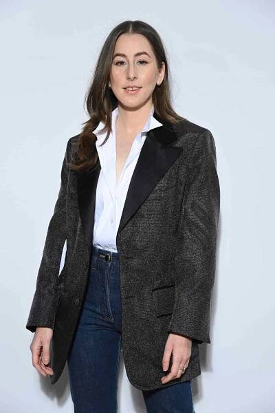 Fun Facts About 'Licorice Pizza' 's Breakout Star Alana Haim