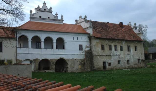 Tip na výlet: Zámek Mokrosuky, rejdiště místních duchů