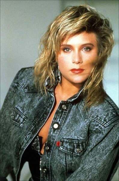 Singer and Model Samantha Fox Kicked Off Plane and Arrested for Alleged Drunken, Disorderly Conduct