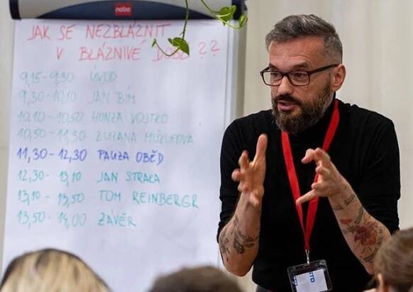 Psycholog a párový terapeut Honza Vojtko
