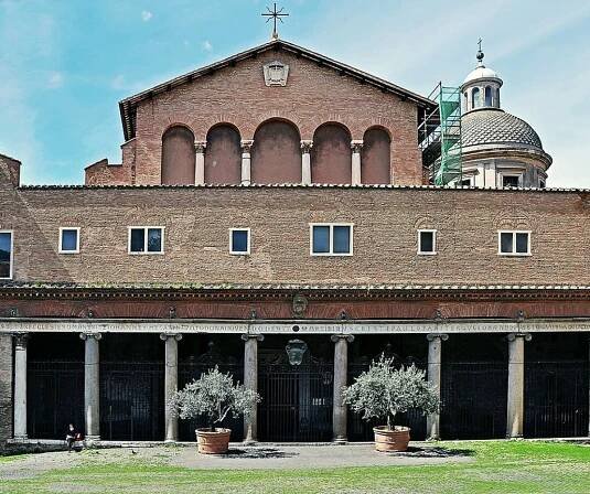 Santi Giovanni e Paolo, Rome v Řím