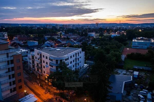 Prodej byty 3+kk, 86 m2, terasa 10 m2, České Budějovice - Na Zlaté Stoce