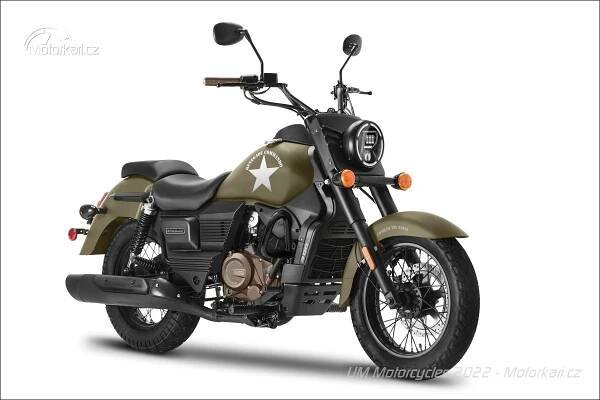 Keeway V302 C vs. UM Renegade Freedom 300: Harleye pro juniory | Motorkáři.cz