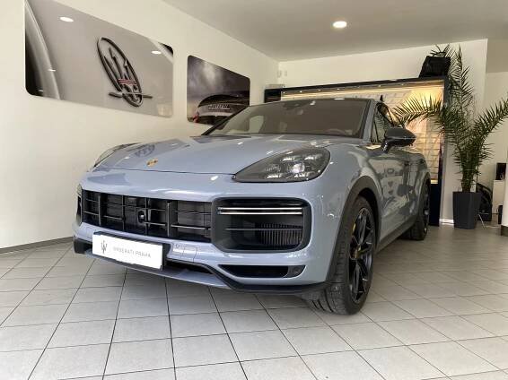 Porsche Cayenne Turbo GT foto 1