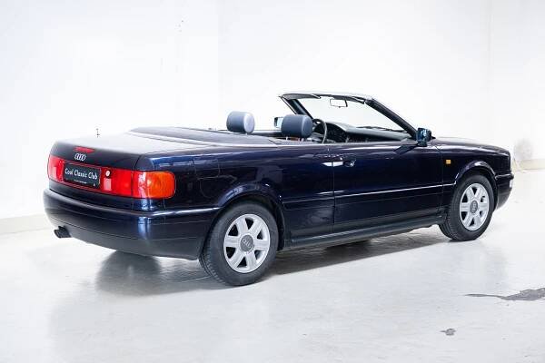 Audi Cabriolet 1.8 - Cool Classic Club