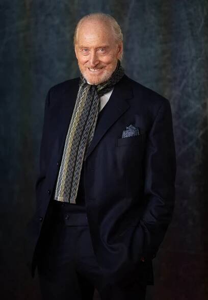 Charles Dance at an event for Den Šakala (2024)