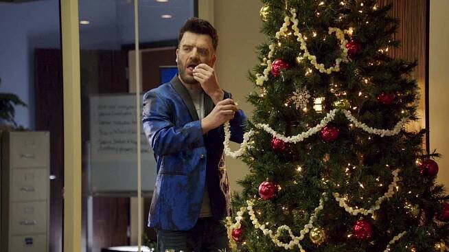 Tým Škorpion - A Christmas Car-Roll - Z filmu - Kevin Weisman