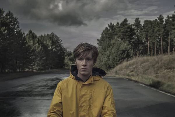 Dark - Tajemství - Z filmu - Louis Hofmann