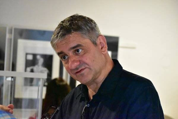 Štěpán Mareš vystavuje v Brtnici. Kromě komiksu Zelený Raoul i grafiky a malby