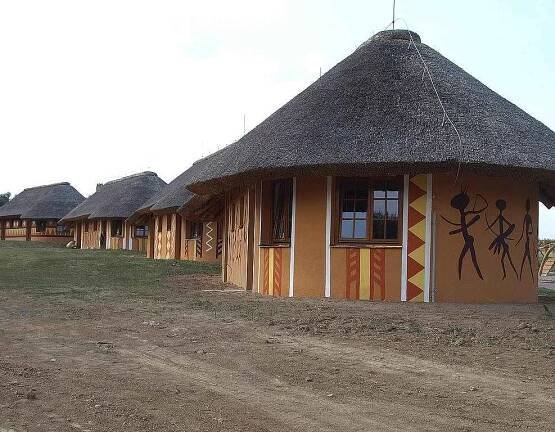 ZOO DVŮR: Nový Safari kemp už uvítal první hosty