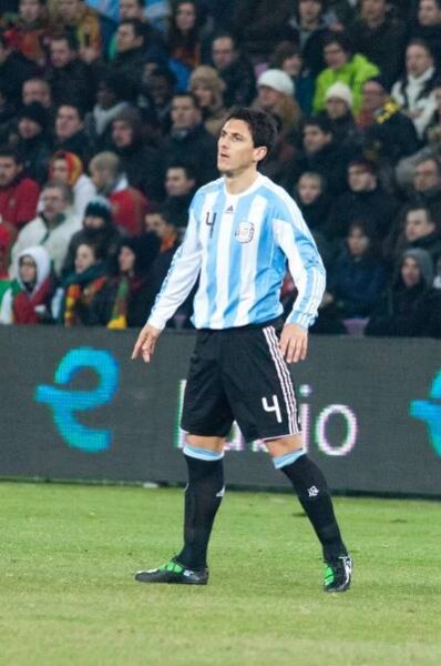 Nicolás Burdisso - Wikipedia