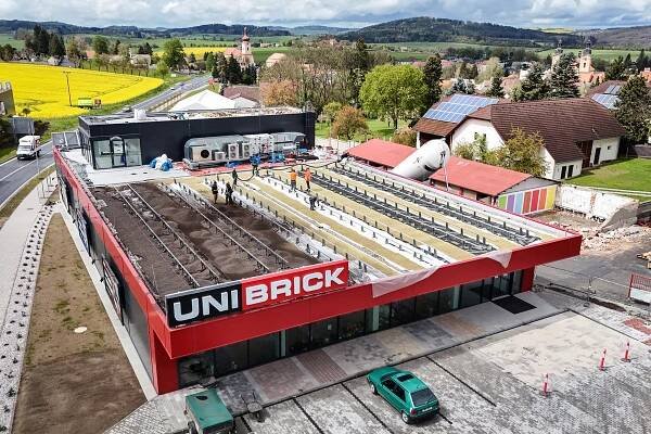 STAVBA NOVÉ PRODEJNY V NEPOMUKU | Unibrick s.r.o 
