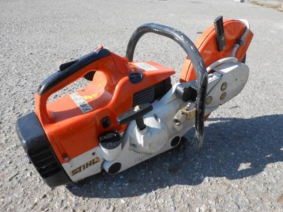 Motorový rozbrus Stihl TS 400 – Set Auctions