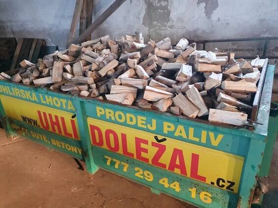 Uhlí Doležal prodej uhlí Kolín Pardubice Přelouč Kutná hora Chlumec nad Cidlinou 