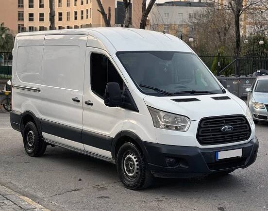 Kryt lemu blatníku doprava Ford Transit 2014 namontované na dveřích Trateo