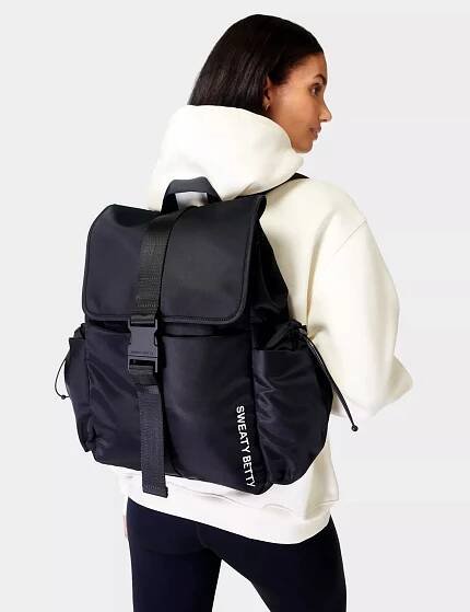 Essentials Motion Multi Pocket Backpack
