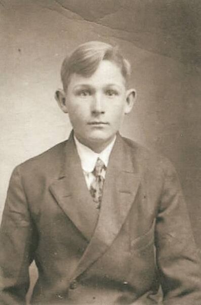 See Schmidt Family History in Living Color – Hans Schmidt Family Association