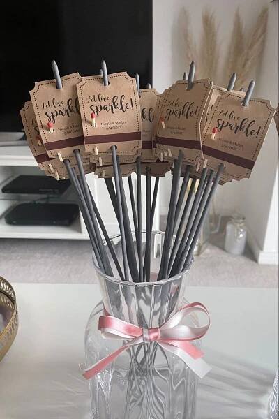 DIY Wedding Decor: Glass Vase with Black and Silver Straws