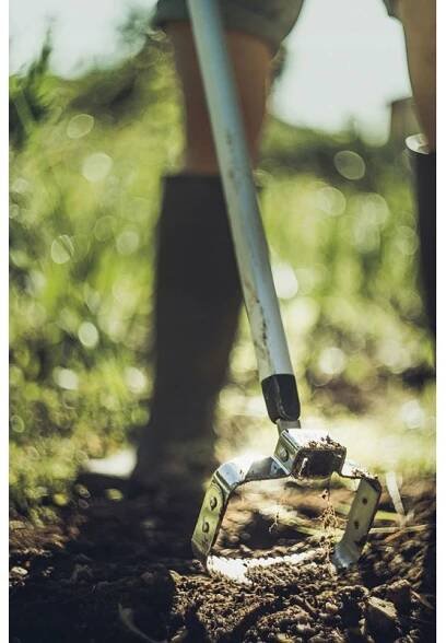 Fiskars Xact Škrabka na plevel, 168cm 1027042