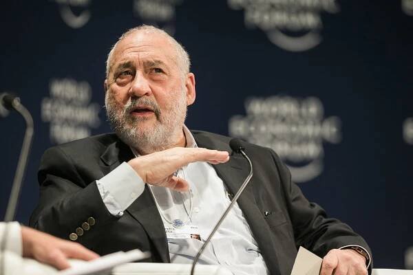 Joseph Stiglitz es un economista famoso