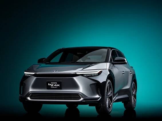 Nová Toyota s bizarním názvem dorazí v roce 2022! Bude mít zcela novou konstrukci, která nepočítá s konvenčním pohonem