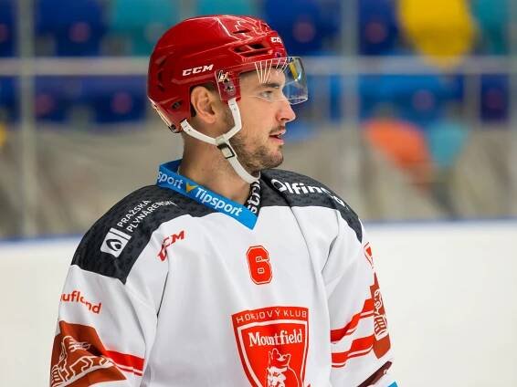 Mountfield HK, a.s. | Fotogalerie | Hráč | Lukáš Cingel