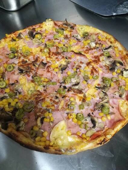 Q Pub & Pizza - Bojnice Travel