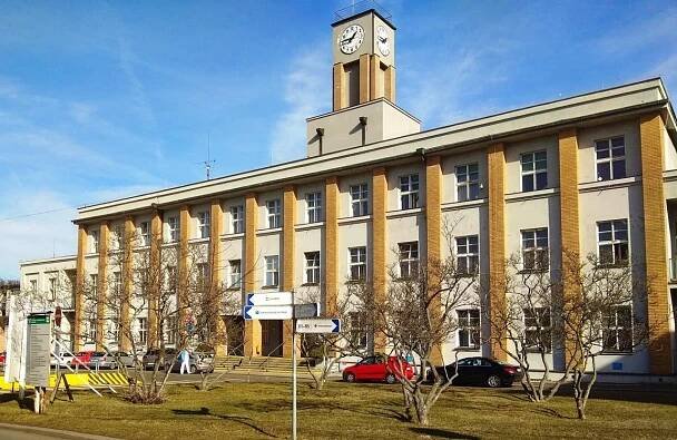 Chudobinec, vojenský lazaret, nemocnice. Ojedinělý areál otevřel Masaryk před 95 lety