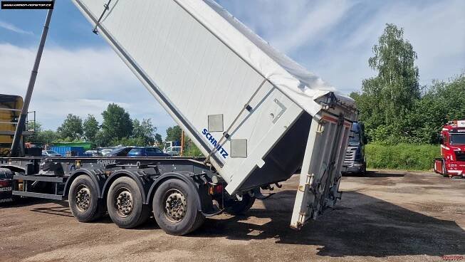 Schmitz Cargobull SGF / Sklápěčka / 48cbm / Kombi vrata | KAMION-NONSTOP