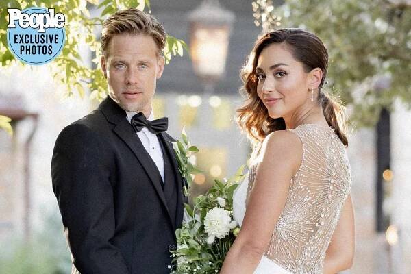 Actors Shaun Sipos and Lindsey Morgan Are Married! Inside the Epic Wedding Celebration in Texas (Exclusive)
