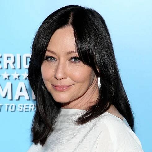 Shannen Doherty Shares Candid Photos of Her Battle With Breast Cancer