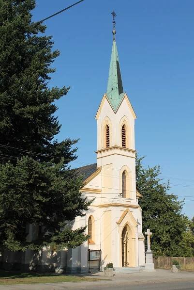 Soubor:Opava, Milostovice, Lihovarská, kaple sv. Cyrila a Metoděje (2019-08-14; 01).jpg – Wikipedie