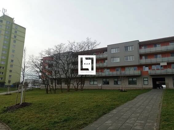 Pronájem kanceláře 68m2 - Olomouc, Nové Sady, 10 000 Kč/měs