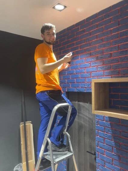 Hodinový manžel a malíř Lukáš foto 2