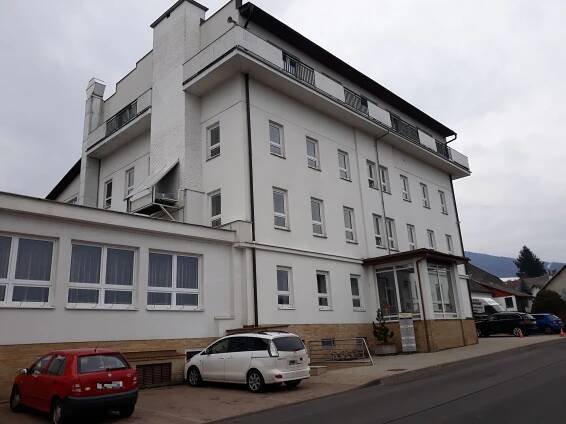 Domov důchodců sv. Zdislavy - domov seniorů / seniocentrum - Červená Voda - Orlické hory a Podorlicko - oficiální turistický