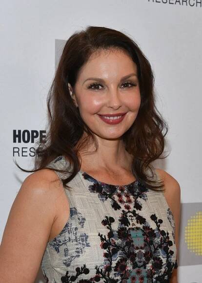 Ashley Judd’s Beautiful Transformation Photos: How She Slammed Plastic Surgery Rumors