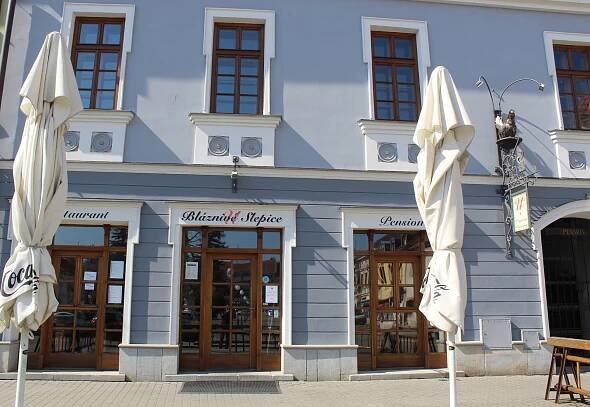 Provozovatel restaurace: Vydrželi jsme rok, tak už to musíme nějak dobojovat