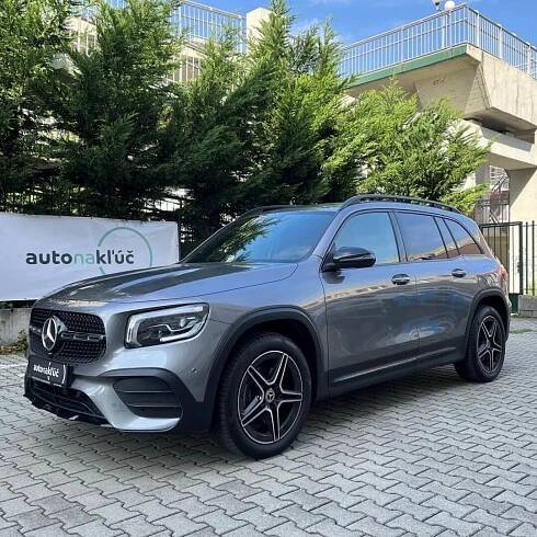 MERCEDES-BENZ GLB 200D AMG LINE A/T