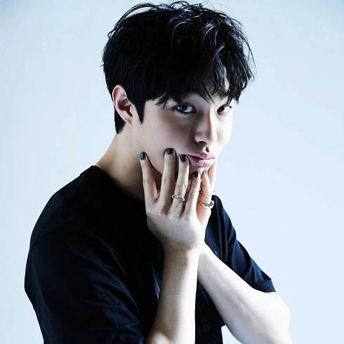 Yoon Chan Young 19