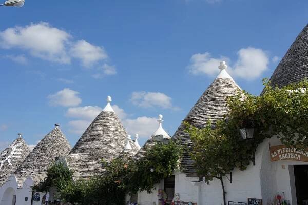 trullos in Alberobello