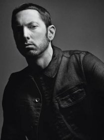 FOTOREPORT: RECENZE: Eminem se na novince Revival odepisuje hned na začátku