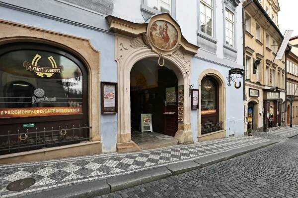 Zabijačkové menu pro 2: jitrnice, jelítko a výpečky se zelím