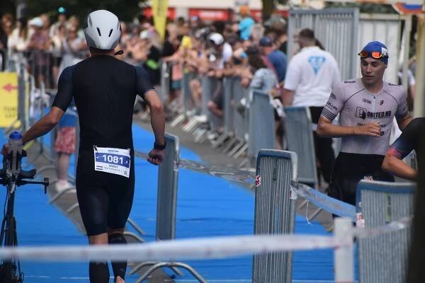 Slavný triatlonový závod Ironman 70.3 se vrací do Hradce