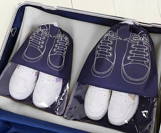 Batoh Příruční zavazadlo pro letadlo 45x30x20 LOT Lufthansa EasyJet USB na botu Kód výrobce PLECAK103
