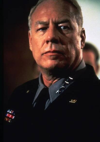 Zemřel herec George Kennedy (†91), hvězda Dallasu, Bláznivé střely nebo Tuctu špinavců