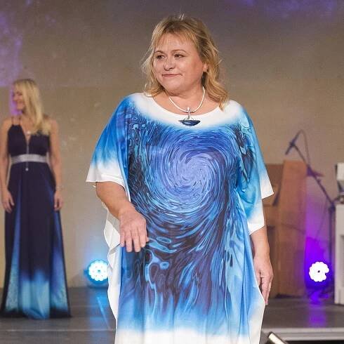 Herečka Pavla Tomicová v roli modelky: Diety už nedržím, ve svém těle se cítím dobře - Expres.cz
