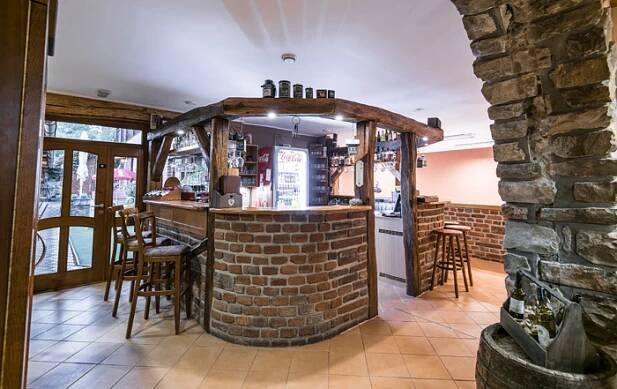 JV2_0417 bar
