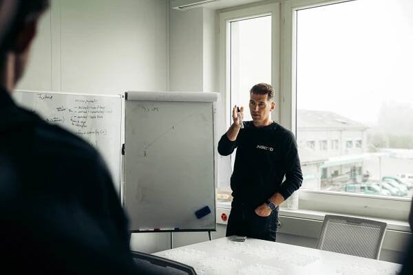 Ask Me Anything with Sebastian Weber: Live Q&A for Coaches & Labs