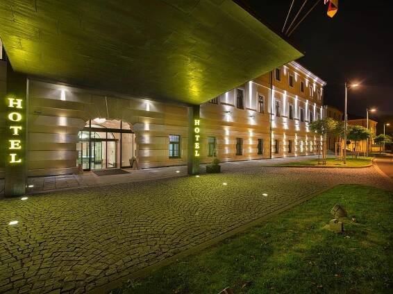 EA Hotel Tereziánský dvůr Hradec Králové Exteriér fotografie
