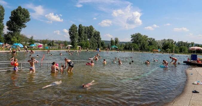 Tropické počasí v Praze: Kam se jít vykoupat? Podívejte se na pět tipů na hezké koupání